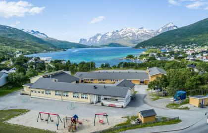 Kaldfjord skole sommer
