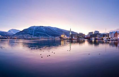 Tromsø havn i vinterdrakt